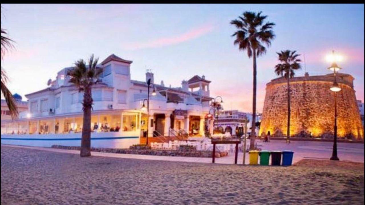 Mijas Costa - Beachside Apartment- A 卡拉德米哈斯 外观 照片